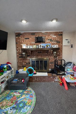 1812 E Crystal Creek Drive, Terre Haute, IN 47802