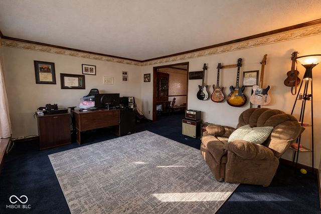 1812 E Crystal Creek Drive, Terre Haute, IN 47802