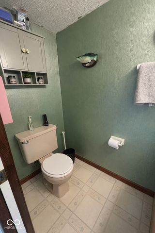 1812 E Crystal Creek Drive, Terre Haute, IN 47802