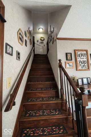 1812 E Crystal Creek Drive, Terre Haute, IN 47802