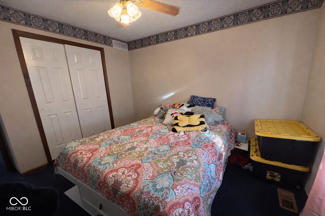 1812 E Crystal Creek Drive, Terre Haute, IN 47802