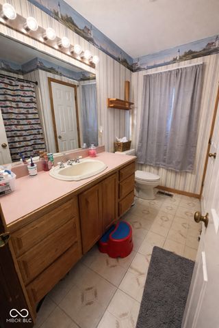 1812 E Crystal Creek Drive, Terre Haute, IN 47802