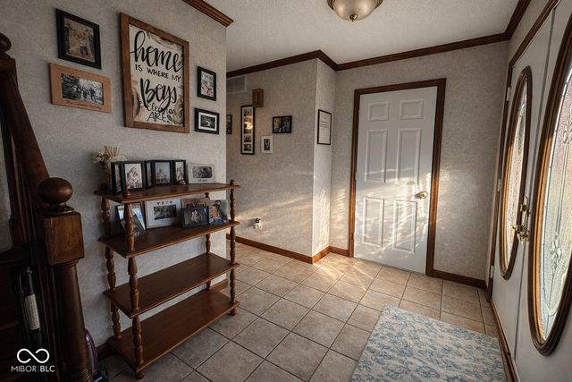 1812 E Crystal Creek Drive, Terre Haute, IN 47802