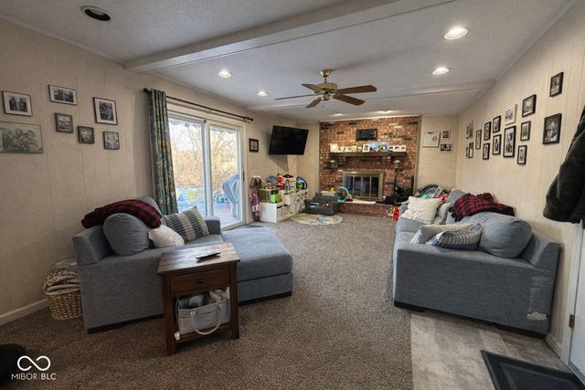 1812 E Crystal Creek Drive, Terre Haute, IN 47802