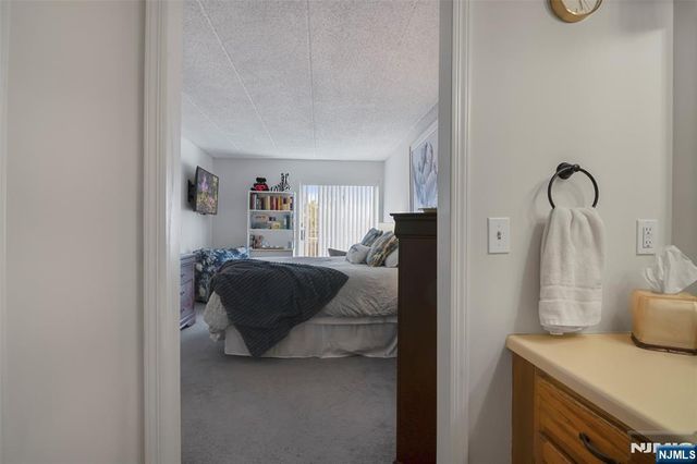 50 Iron Forge Square, Pompton Lakes, NJ 07442