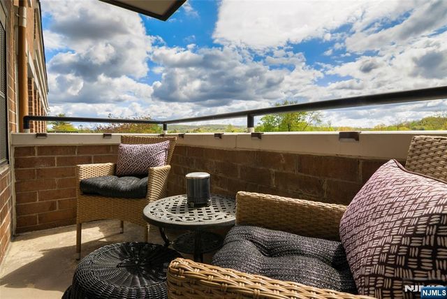 50 Iron Forge Square, Pompton Lakes, NJ 07442