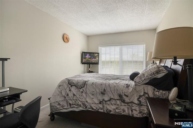 50 Iron Forge Square, Pompton Lakes, NJ 07442