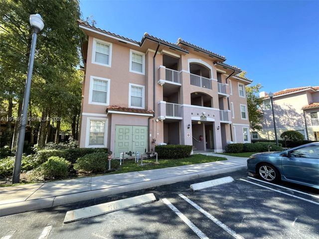 6584 W Sample Rd 6584, Coral Springs, FL 33067