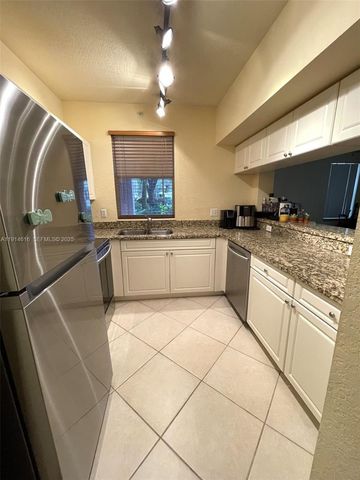 6584 W Sample Rd 6584, Coral Springs, FL 33067