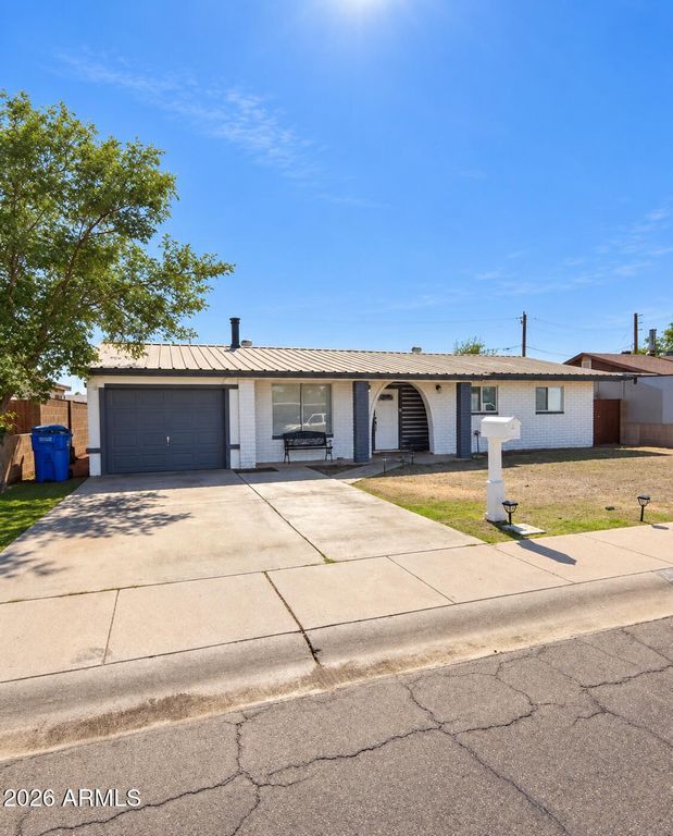 4235 W LEWIS Avenue, Phoenix, AZ 85009 — photo 3