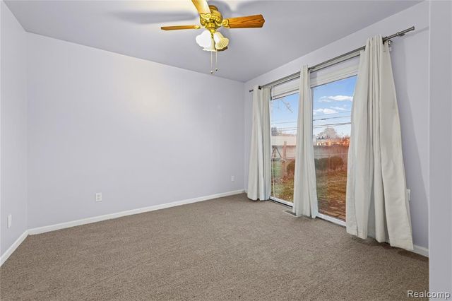 29010 Taylor Street, Saint Clair Shores, MI 48081