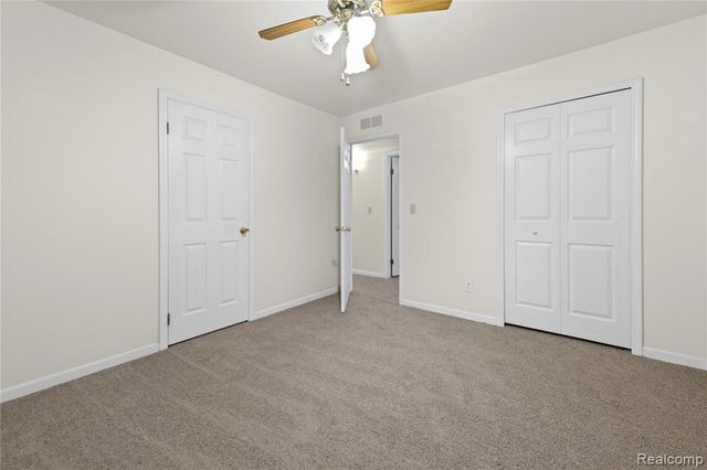 29010 Taylor Street, Saint Clair Shores, MI 48081