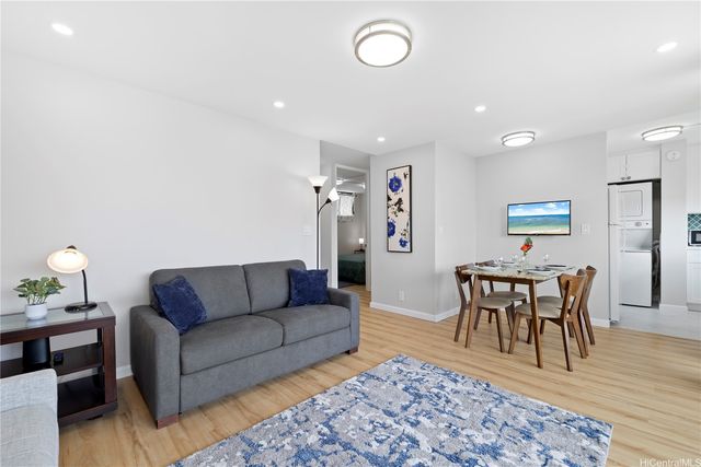 2121 Ala Wai Boulevard 2904, Honolulu, HI 96815