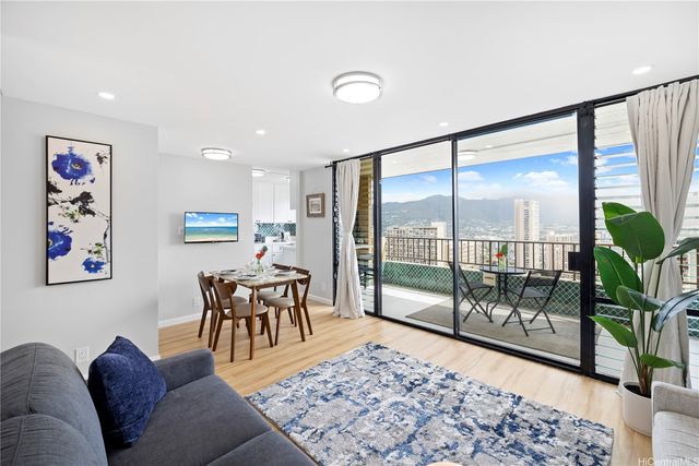 2121 Ala Wai Boulevard 2904, Honolulu, HI 96815