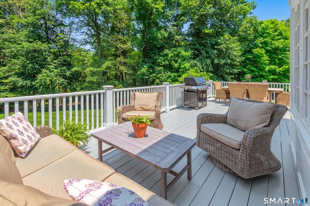 350 West Lane, Ridgefield, CT 06877