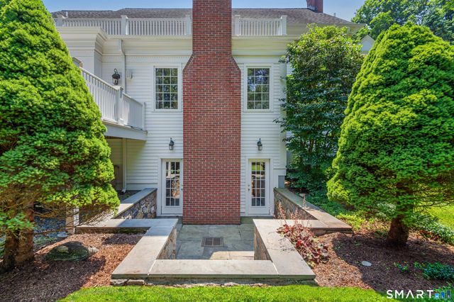 350 West Lane, Ridgefield, CT 06877