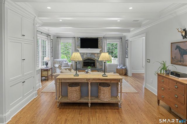 350 West Lane, Ridgefield, CT 06877