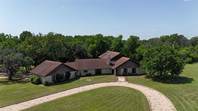 998 Hwy 22 E, Hamilton, TX 76531
