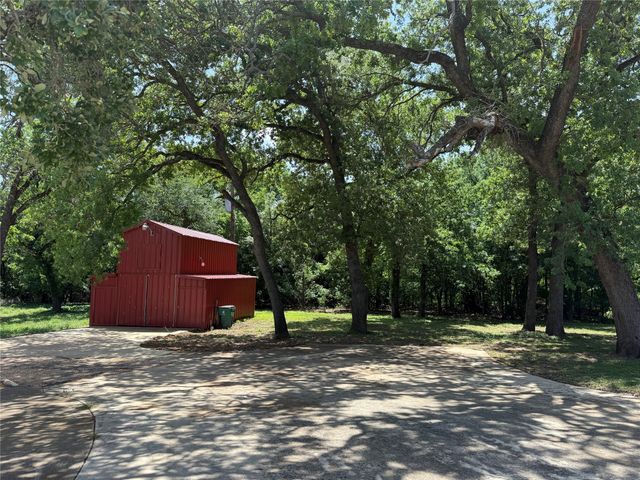 998 Hwy 22 E, Hamilton, TX 76531