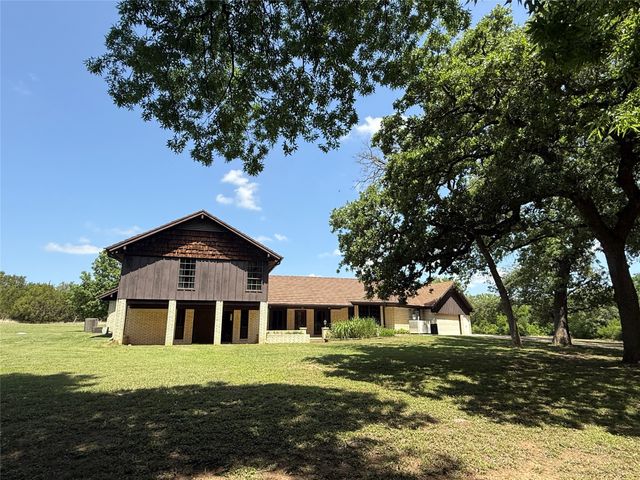 998 Hwy 22 E, Hamilton, TX 76531