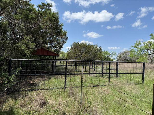 998 Hwy 22 E, Hamilton, TX 76531