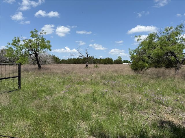 998 Hwy 22 E, Hamilton, TX 76531