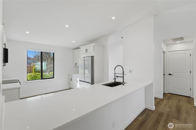 26210 191st Place SE, Covington, WA 98042