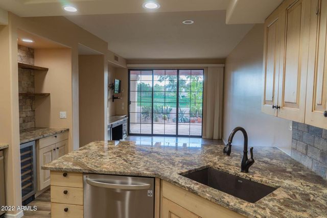 7525 E Gainey Ranch Road 160, Scottsdale, AZ 85258