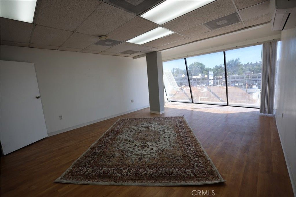 19737 Ventura Boulevard 306, Woodland Hills, CA 91364 — exterior