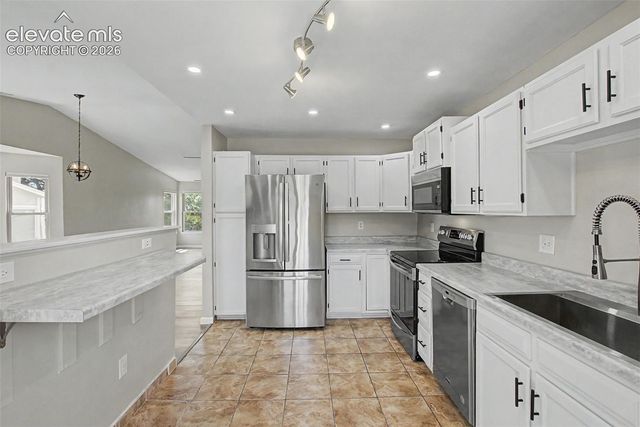 496 W Rockrimmon Boulevard F, Colorado Springs, CO 80919