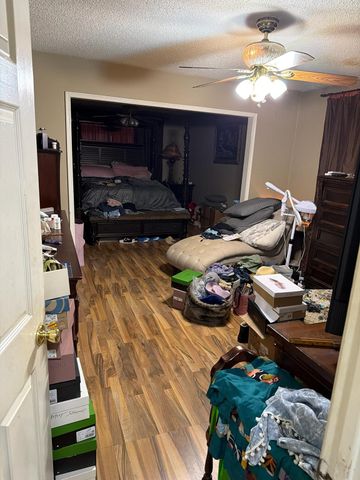 1126 Woodfield Lane, Houston, TX 77073