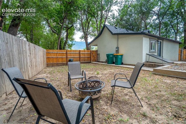 3032 W Pikes Peak Avenue, Colorado Springs, CO 80904