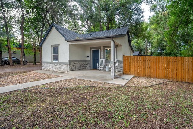 3032 W Pikes Peak Avenue, Colorado Springs, CO 80904