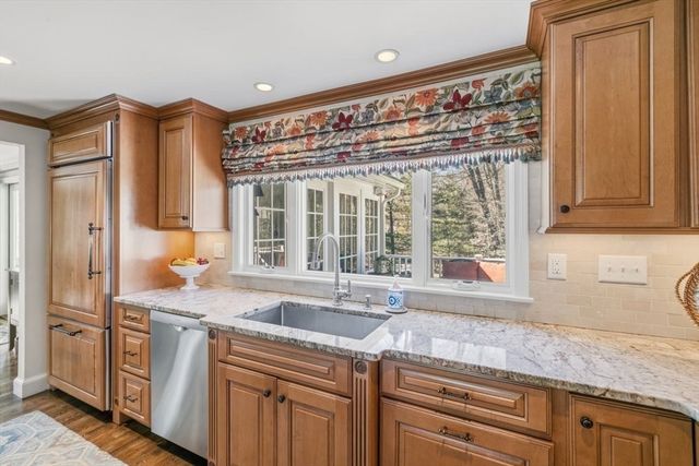 33 Kathleen Drive, Andover, MA 01810