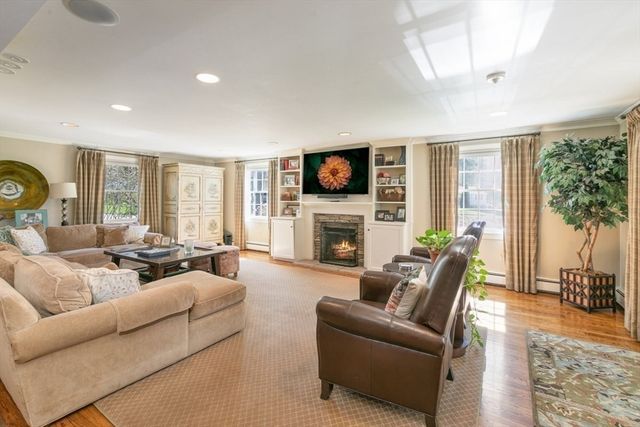 33 Kathleen Drive, Andover, MA 01810