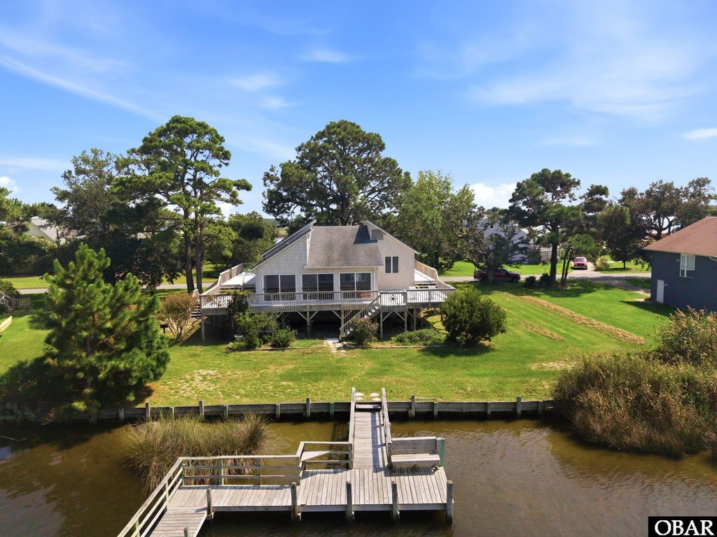 Image 1 of property listing at 3930 Ivy Lane, Kitty Hawk, NC 27949