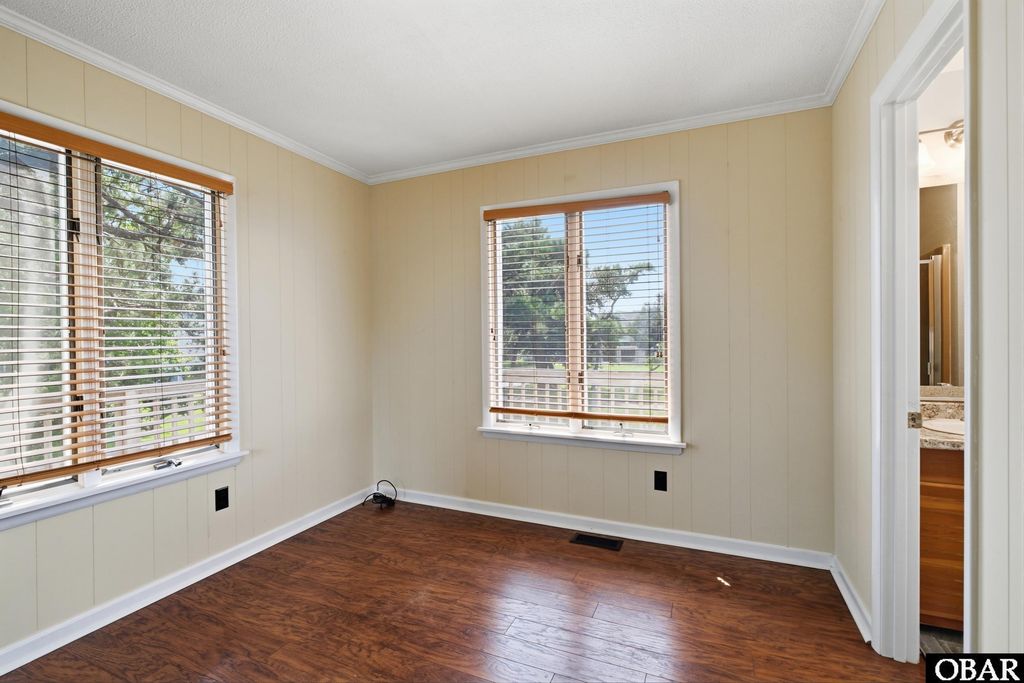 Image 23 of property listing at 3930 Ivy Lane, Kitty Hawk, NC 27949
