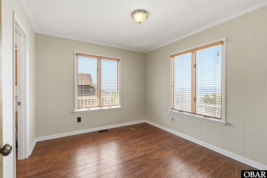 Image 27 of property listing at 3930 Ivy Lane, Kitty Hawk, NC 27949