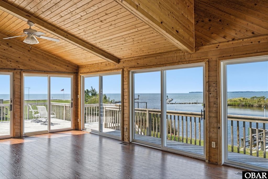 Image 33 of property listing at 3930 Ivy Lane, Kitty Hawk, NC 27949