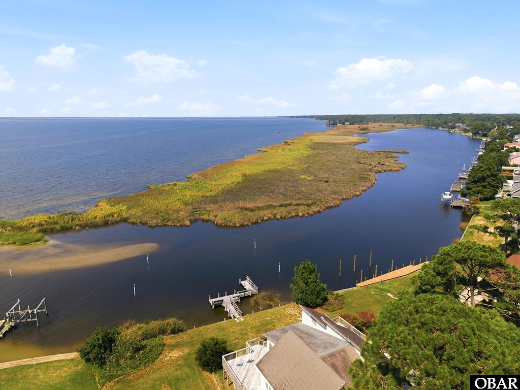 Image 40 of property listing at 3930 Ivy Lane, Kitty Hawk, NC 27949