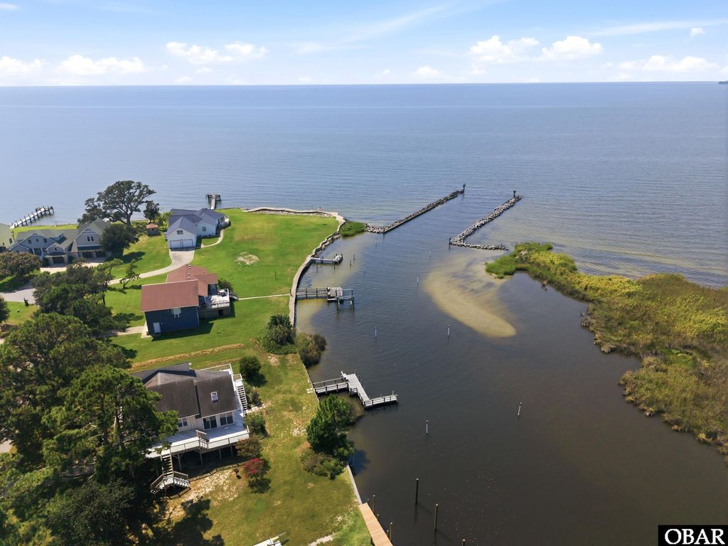 Image 43 of property listing at 3930 Ivy Lane, Kitty Hawk, NC 27949