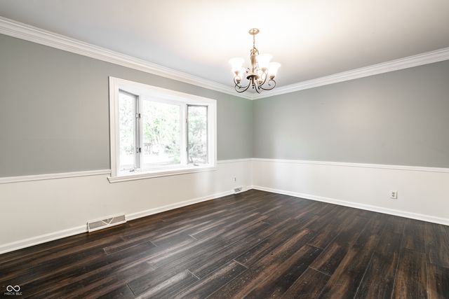 10726 Lakeview Drive, Carmel, IN 46033