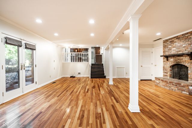 10726 Lakeview Drive, Carmel, IN 46033