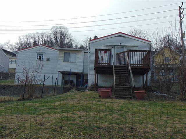 910 Lincoln Ave, Charleroi Boro, PA 15022