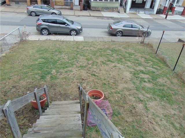 910 Lincoln Ave, Charleroi Boro, PA 15022