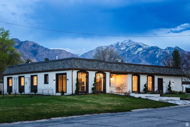 1475 E LAKEWOOD DR, Holladay, UT 84117