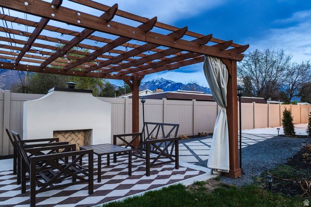 1475 E LAKEWOOD DR, Holladay, UT 84117