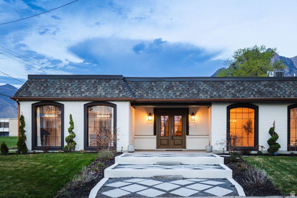 1475 E LAKEWOOD DR, Holladay, UT 84117