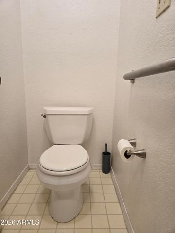 3033 E SIESTA Lane, Phoenix, AZ 85050