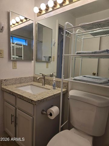 3033 E SIESTA Lane, Phoenix, AZ 85050